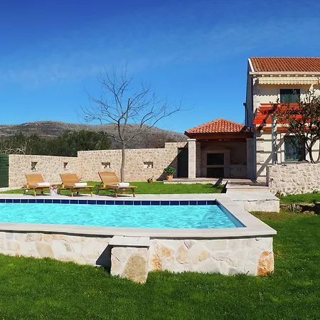 Villa Antonija