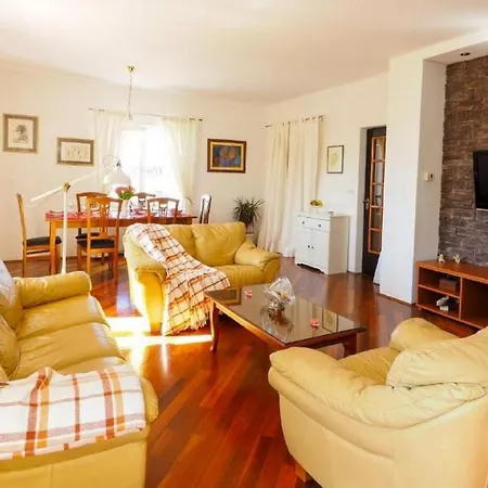 Antonija Villa Čilipi